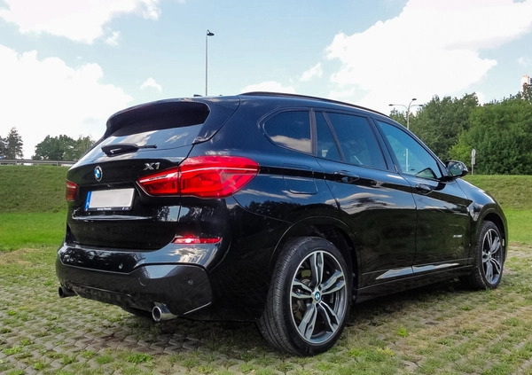 BMW X1 cena 88500 przebieg: 88500, rok produkcji 2017 z Warszawa małe 211